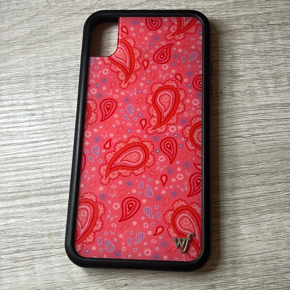 Wildflower Iphone XR case, like new